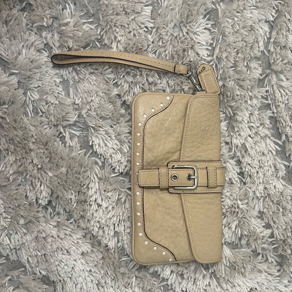 Coach Wristlet - Picture 3 of 3